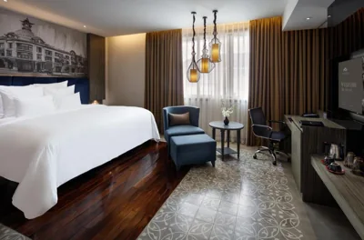 Trend Suite with 1 King sized bed — Paradise Suites Hotel